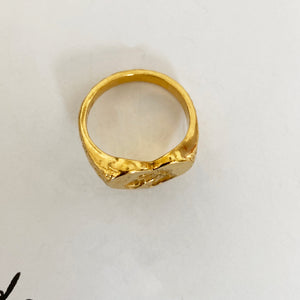 LIONESS HEART RING - GOLD