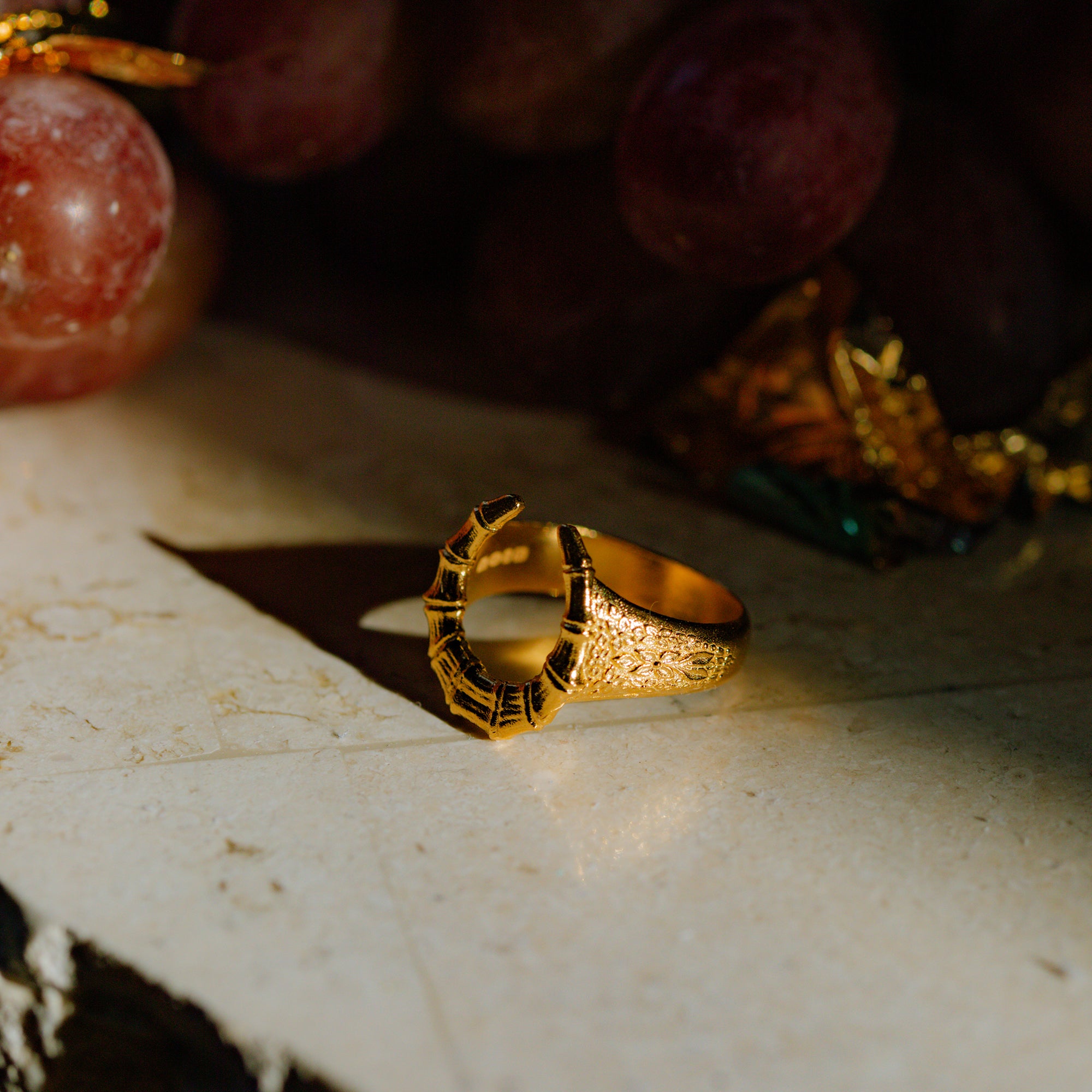 BAMBOO HORSESHOE RING