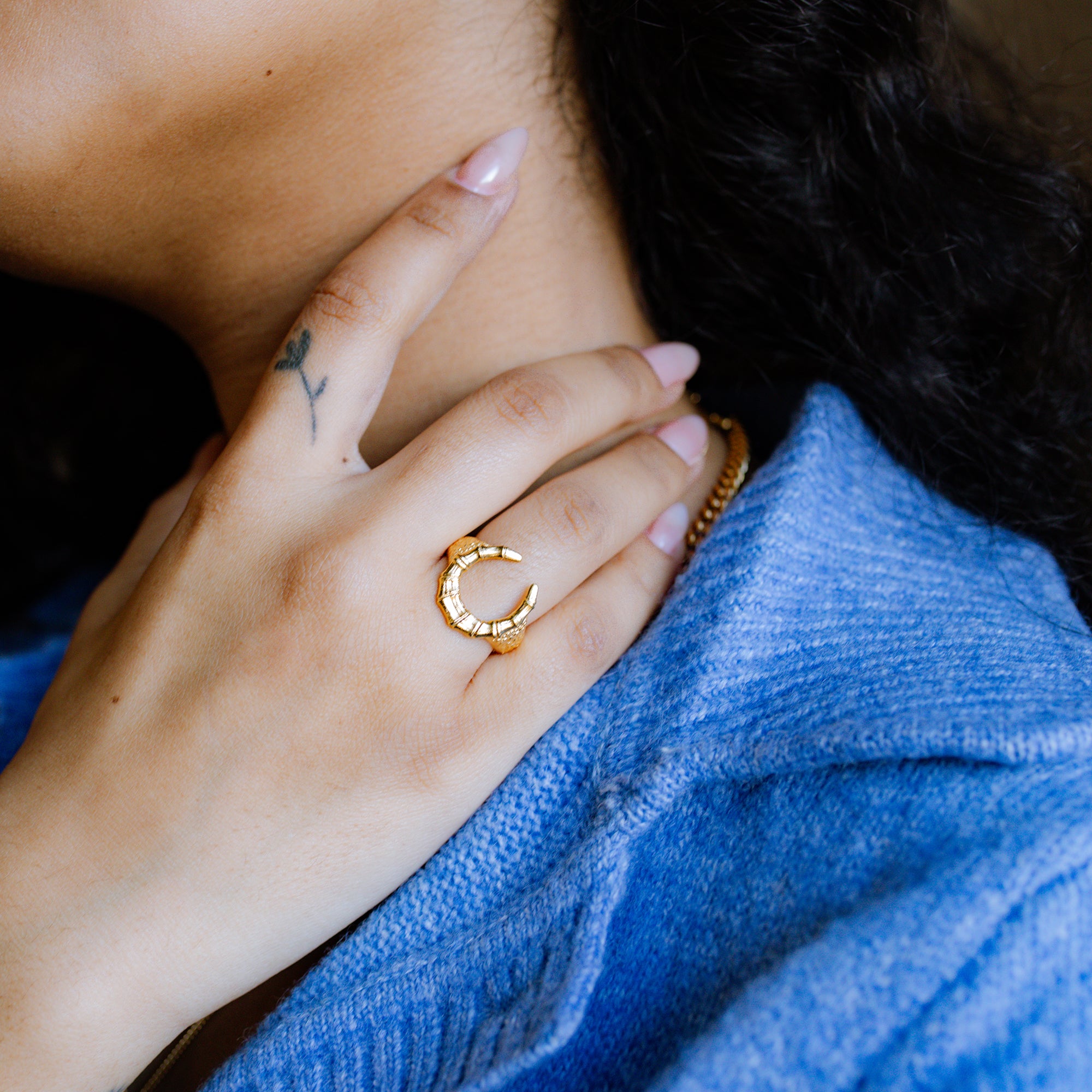 BAMBOO HORSESHOE RING