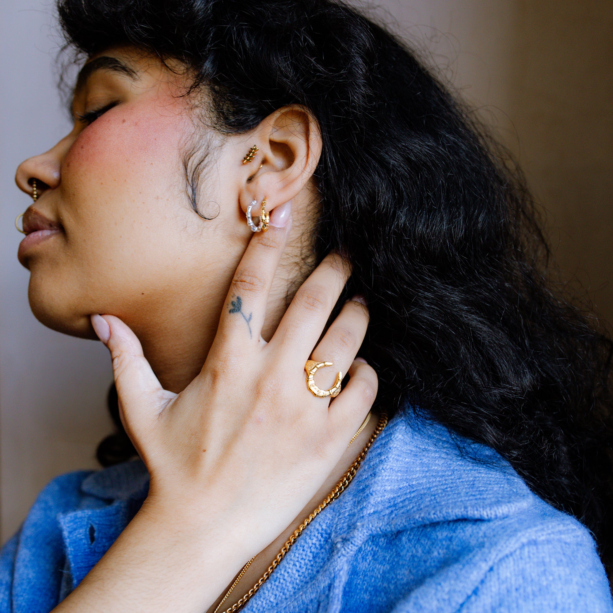 BAMBOO HORSESHOE RING