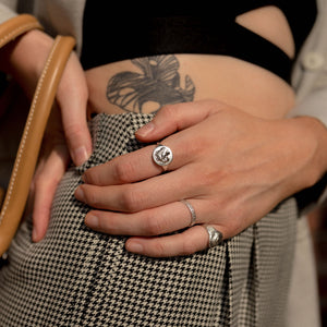 LIONESS COIN RING