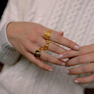 LIONESS HEART SIGNET RING