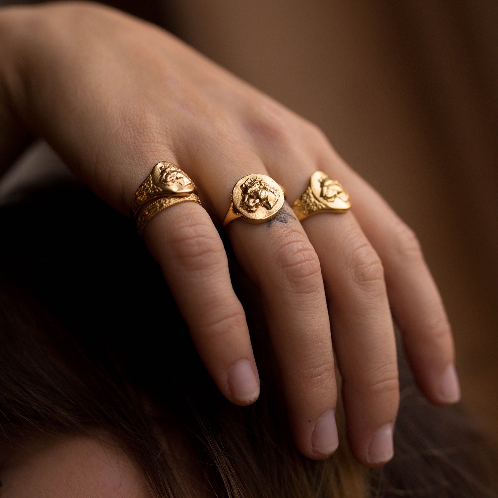 LIONESS COIN RING