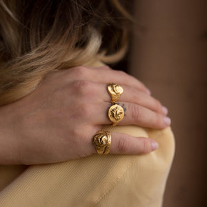 FLOWER BAND RING