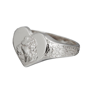 LIONESS HEART SIGNET RING